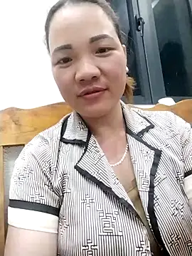 Snapshot of sfgggg1111 chatting on 03-24-26, 02:55 sfgggg1111 online show from 03-24-26, 02:55