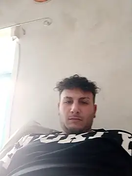 Snapshot of Baby122440 chatting on 03-19-26, 08:40 Baby122440 online show from 03-19-26, 08:40