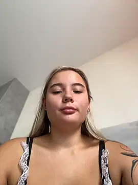 Snapshot of Mrs_Lust chatting on 05-06-26, 06:19 Mrs Lust online show from 05-06-26, 06:19