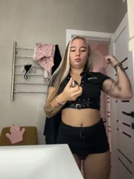 Snapshot of Mrs_Lust chatting on 05-08-26, 03:23 Mrs Lust online show from 05-08-26, 03:23