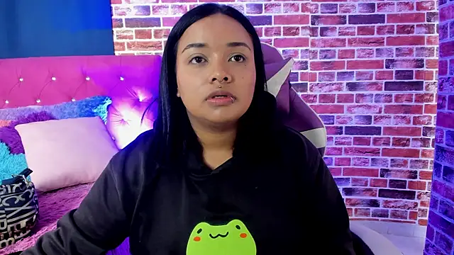 SofiiaCutee online show from 04-17-26, 02:25
