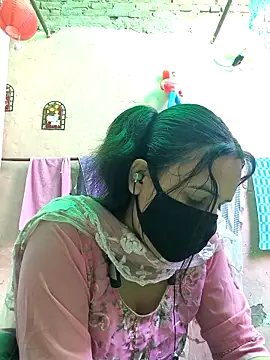 REENA-STRIP online show from 05-05-26, 05:37