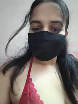 REENA-STRIP online show from 05-17-26, 08:23