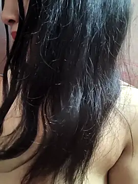 REENA-STRIP online show from 05-31-26, 06:09