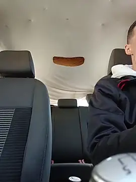 Skinboy06 online show from 04-16-26, 10:05