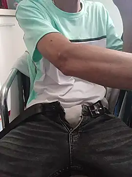 Skinboy06 online show from 07-18-26, 11:58