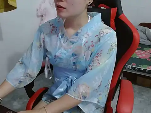 Olivia cute68 online show from 04-12-26, 04:23