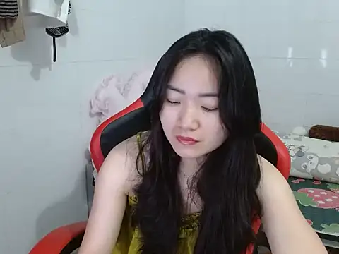 Olivia cute68 online show from 04-19-26, 08:13