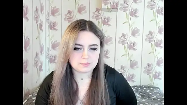 Snapshot of Agathameoww chatting on 04-13-26, 09:37 Agathameoww online show from 04-13-26, 09:37