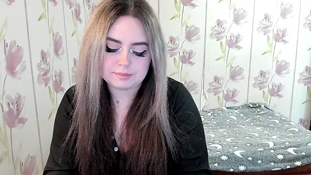 Snapshot of Agathameoww chatting on 04-15-26, 09:49 Agathameoww online show from 04-15-26, 09:49