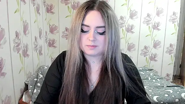 Snapshot of Agathameoww chatting on 04-29-26, 08:04 Agathameoww online show from 04-29-26, 08:04