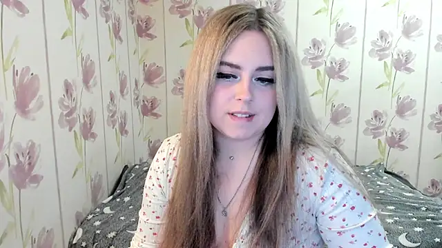 Snapshot of Agathameoww chatting on 05-23-26, 10:03 Agathameoww online show from 05-23-26, 10:03