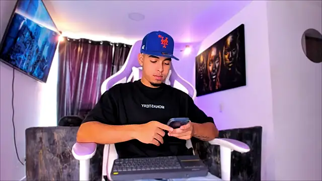 Snapshot of victor_ospina chatting on 03-31-26, 12:38 victor ospina online show from 03-31-26, 12:38