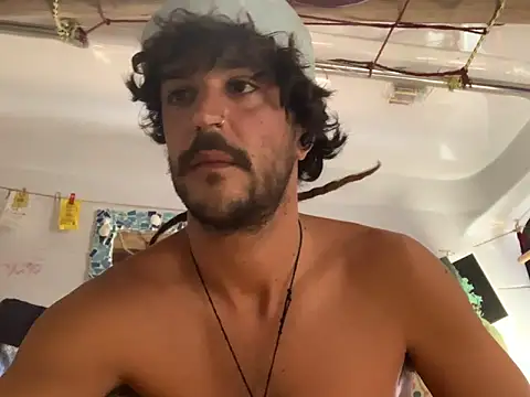 Snapshot of FreeSoulx chatting on 03-19-26, 04:00 FreeSoulx online show from 03-19-26, 04:00