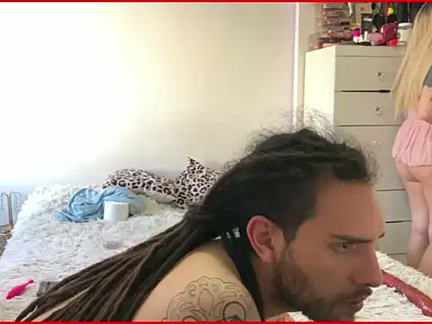 Snapshot of DreadObsessionxX chatting on 05-15-26, 01:29 DreadObsessionxX online show from 05-15-26, 01:29