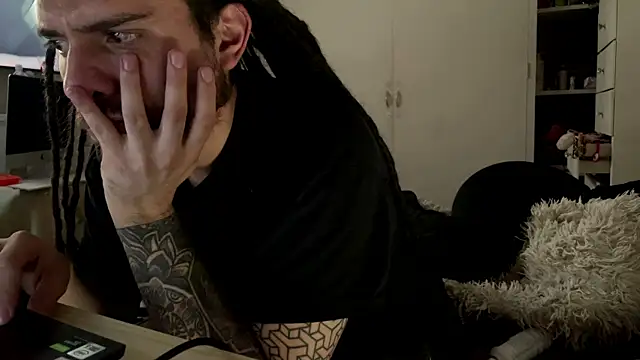 DreadObsessionxX online show from 07-11-26, 06:16