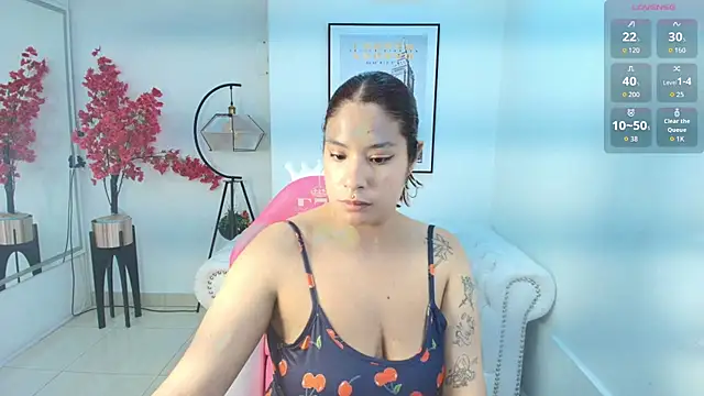 Snapshot of Natalia_cartier chatting on 06-11-26, 02:53 Natalia cartier online show from 06-11-26, 02:53
