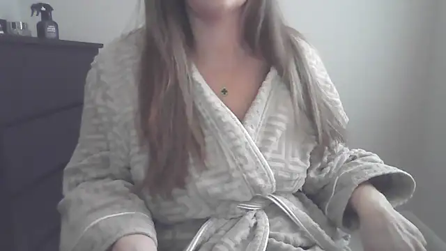 Snapshot of Goddess-GraceX chatting on 03-26-26, 06:24 Goddess-GraceX online show from 03-26-26, 06:24