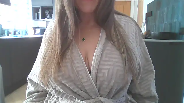 Snapshot of Goddess-GraceX chatting on 03-27-26, 11:32 Goddess-GraceX online show from 03-27-26, 11:32