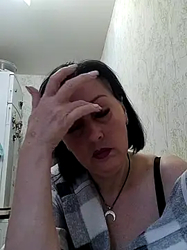 Snapshot of HelgaDennis chatting on 06-03-26, 03:31 HelgaDennis online show from 06-03-26, 03:31