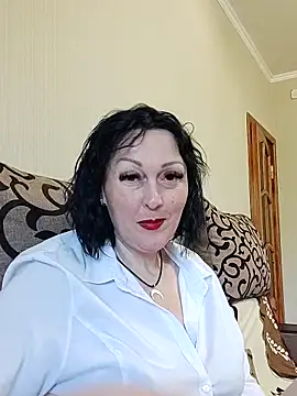 Snapshot of HelgaDennis chatting on 06-18-26, 07:30 HelgaDennis online show from 06-18-26, 07:30