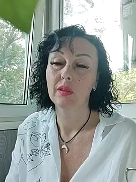 Snapshot of HelgaDennis chatting on 06-26-26, 03:22 HelgaDennis online show from 06-26-26, 03:22