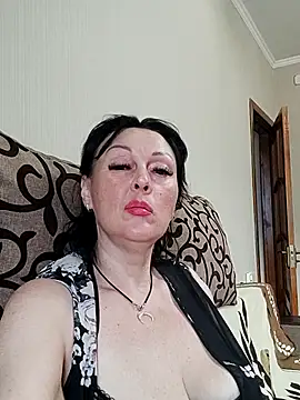 Snapshot of HelgaDennis chatting on 06-30-26, 04:41 HelgaDennis online show from 06-30-26, 04:41