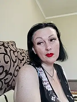 Snapshot of HelgaDennis chatting on 07-04-26, 10:43 HelgaDennis online show from 07-04-26, 10:43