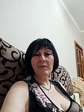 Snapshot of HelgaDennis chatting on 07-23-26, 06:39 HelgaDennis online show from 07-23-26, 06:39