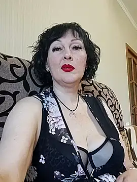 Snapshot of HelgaDennis chatting on 08-01-26, 06:56 HelgaDennis online show from 08-01-26, 06:56
