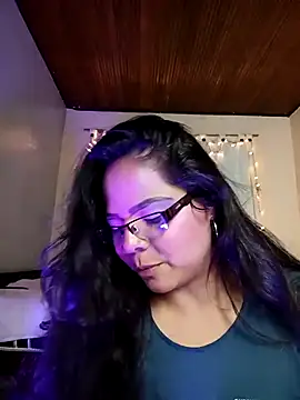 Snapshot of ROUSSE_SINCLAIR chatting on 04-28-26, 02:27 ROUSSE SINCLAIR online show from 04-28-26, 02:27