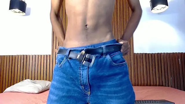 Snapshot of Dante_twink7 chatting on 03-19-26, 07:07 Dante twink7 online show from 03-19-26, 07:07