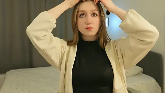 Snapshot of mowalova chatting on 03-19-26, 08:13 mowalova online show from 03-19-26, 08:13