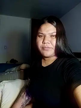 Snapshot of mile__44 chatting on 06-11-26, 01:05 mile 44 online show from 06-11-26, 01:05