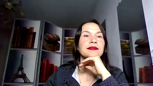 Snapshot of Selena_Moo chatting on 03-22-26, 11:13 Selena Moo online show from 03-22-26, 11:13