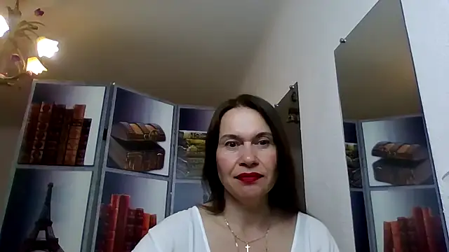 Selena Moo online show from 05-07-26, 08:52