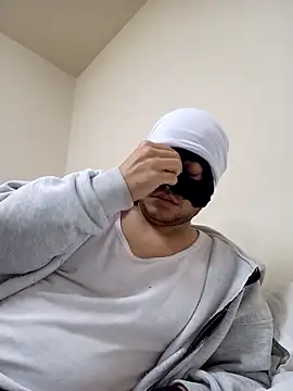 Snapshot of trkk9715 chatting on 03-19-26, 10:36 trkk9715 online show from 03-19-26, 10:36