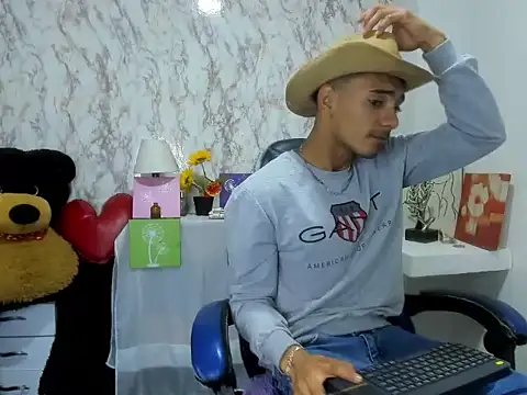 Snapshot of Dominic_Blaze chatting on 03-23-26, 07:40 Dominic Blaze online show from 03-23-26, 07:40