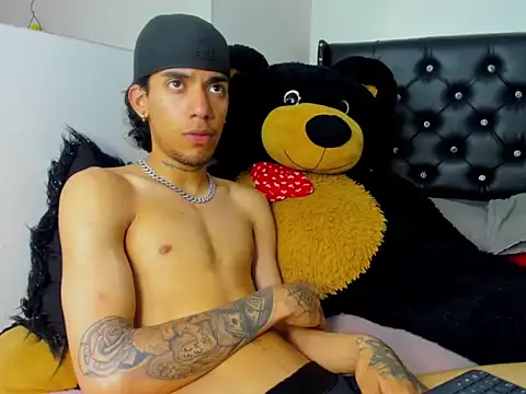 Snapshot of Ryder-Stone chatting on 05-26-26, 08:38 Ryder-Stone online show from 05-26-26, 08:38