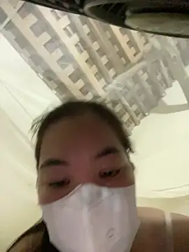 Snapshot of SeraCin chatting on 03-25-26, 03:34 SeraCin online show from 03-25-26, 03:34