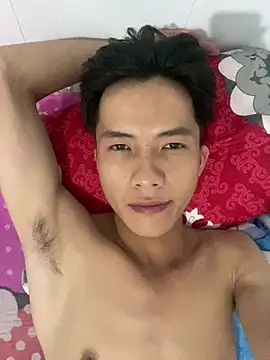 Snapshot of Nguyencuong1999 chatting on 04-05-26, 08:28 Nguyencuong1999 online show from 04-05-26, 08:28