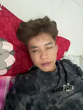 Snapshot of Nguyencuong1999 chatting on 04-30-26, 08:15 Nguyencuong1999 online show from 04-30-26, 08:15