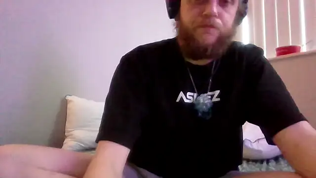 alejandro69420 online show from 05-05-26, 03:42