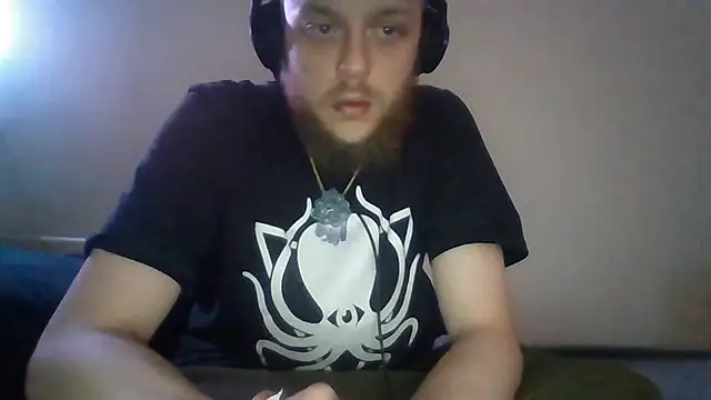 Snapshot of alejandro69420 chatting on 05-25-26, 10:32 alejandro69420 online show from 05-25-26, 10:32
