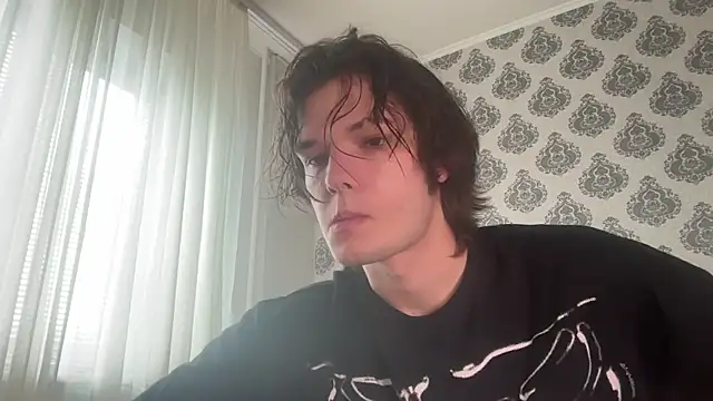 Snapshot of tomasdickpick chatting on 06-13-26, 07:17 tomasdickpick online show from 06-13-26, 07:17