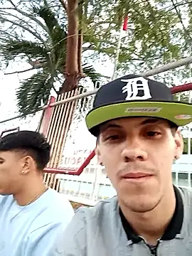 Snapshot of Hotsmale chatting on 04-11-26, 10:41 Hotsmale online show from 04-11-26, 10:41