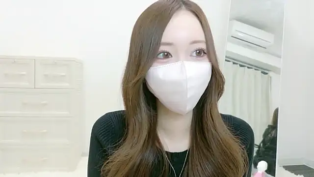 Snapshot of salachan_v chatting on 04-05-26, 11:40 salachan v online show from 04-05-26, 11:40