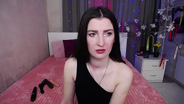 Snapshot of EvelinCuper_ chatting on 04-27-26, 05:27 EvelinCuper online show from 04-27-26, 05:27