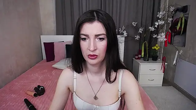 Snapshot of EvelinCuper_ chatting on 05-15-26, 05:25 EvelinCuper online show from 05-15-26, 05:25
