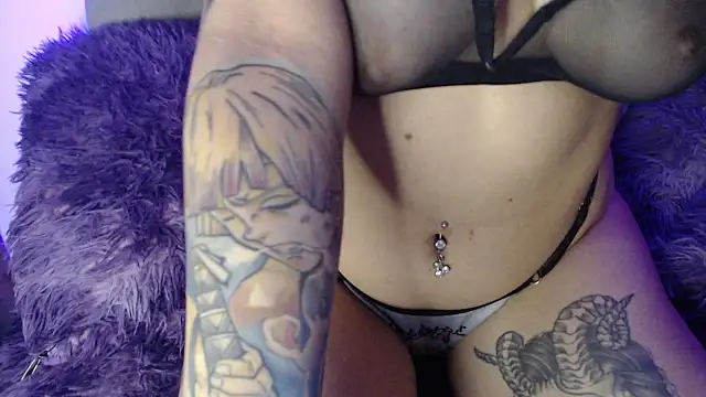 Snapshot of Val_Time chatting on 04-06-26, 04:46 Val Time online show from 04-06-26, 04:46